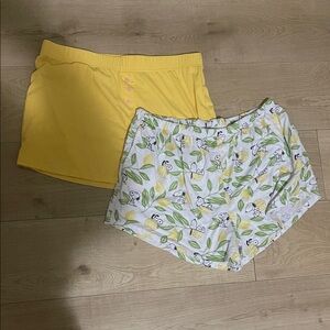 Yellow and snoopy Patterned Women's Shorts Set